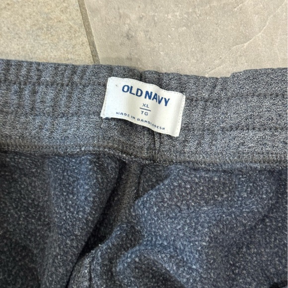 Men’s jogger sweatpants- XL - Picture 2 of 3